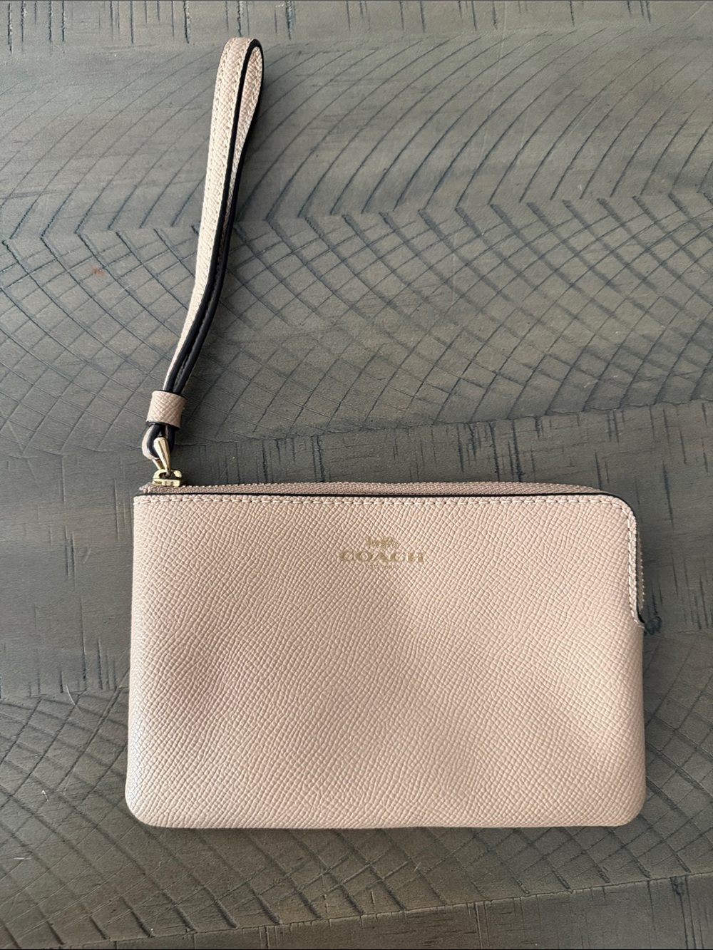 Coach Pale Pink Leather Wristlet with Detachable Strap
